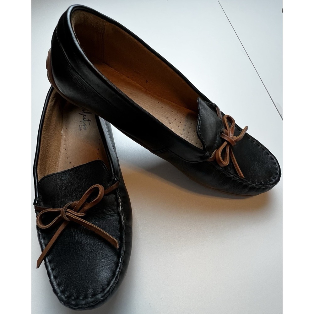 CLARKS Ultimate Comfort Collection Black Leather Loafers Women's Shoe size 8.5